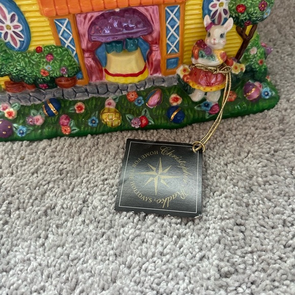 Rare Retired Christopher
Radko Easter Bunny Rabbit Centerpiece Cookie Jar VTG - Picture 8 of 11